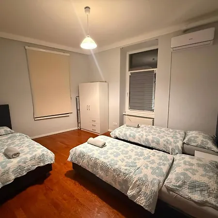 Vijecnica Apartment